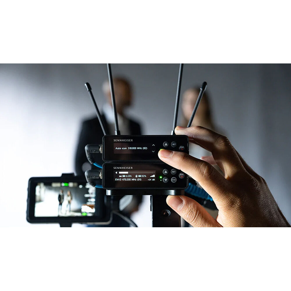 Sennheiser EW-DP ME 2 SET Camera-Mount Digital Wireless Omni Lavalier Mic System (R1-6: 520 to 576 MHz) - 17